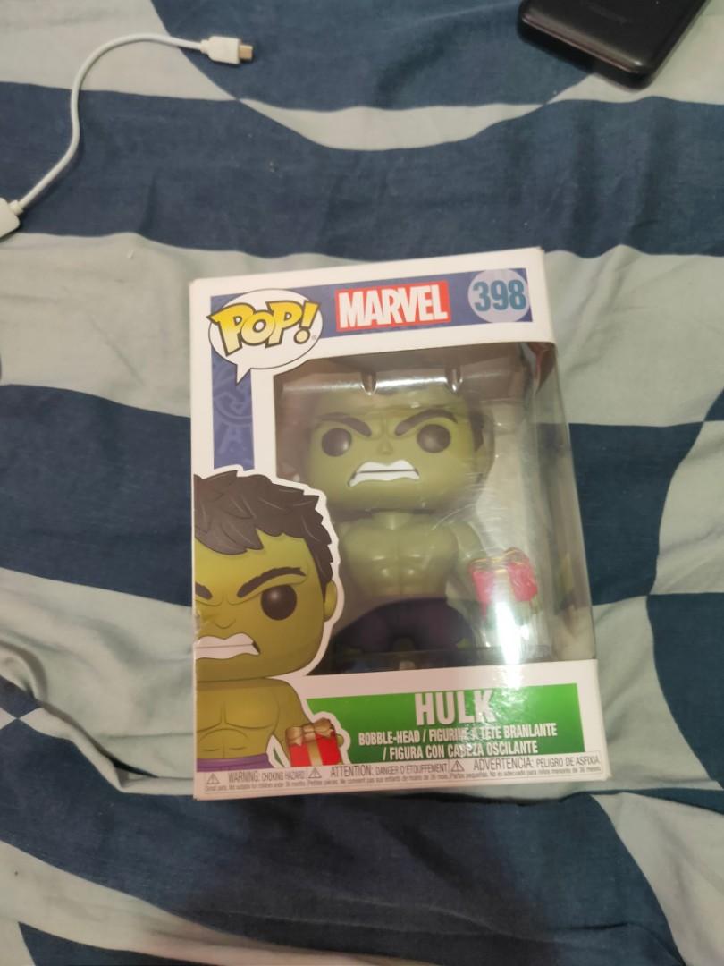 Christmas hulk funko hotsell pop