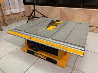 DEWALT 1800W 10" TABLE SAW DWE7470