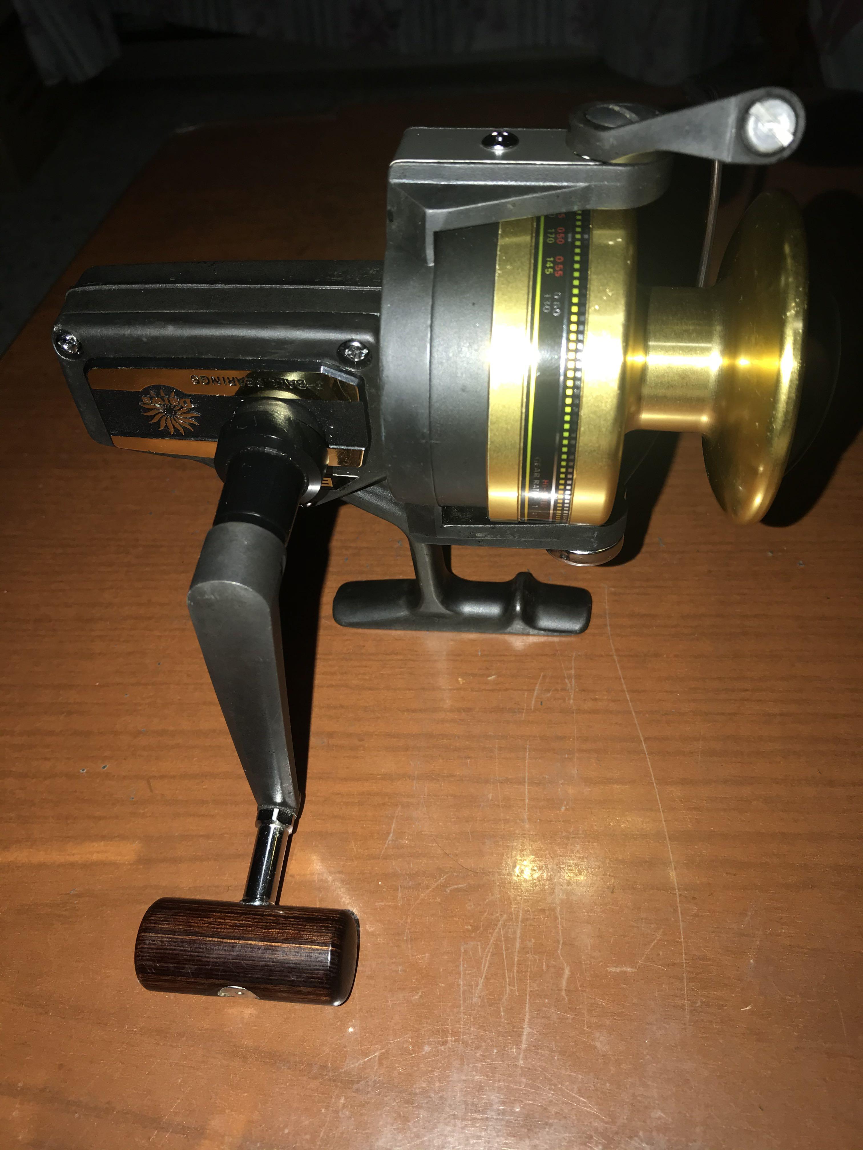 Fishing Reel Daiwa BG60 3 ball bearings, Sports Equipment, Fishing