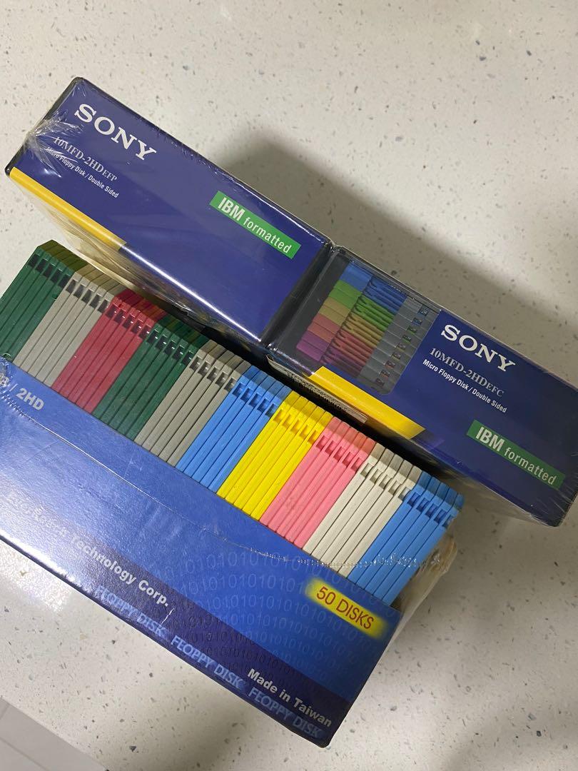 Floppy disk (Category: Hard Disks & Thumbdrives) located in Singapore. Submitted by starstar1981 (Listing ID 1080474306, Image 2). Description: Self collect .
