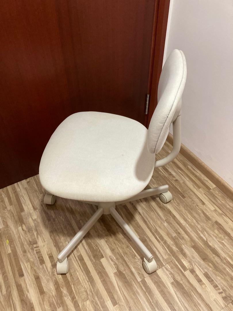 Ikea Office Swivel Chair Bleckberget (Beige), Furniture & Home Living
