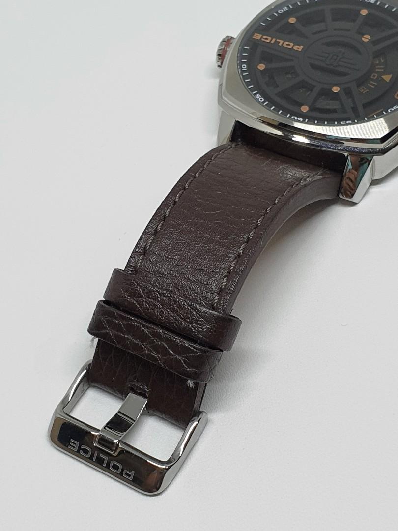 Jam jenama police best sale