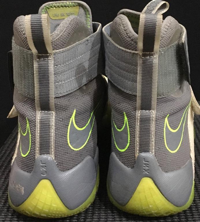Sepatu boot nike original sales