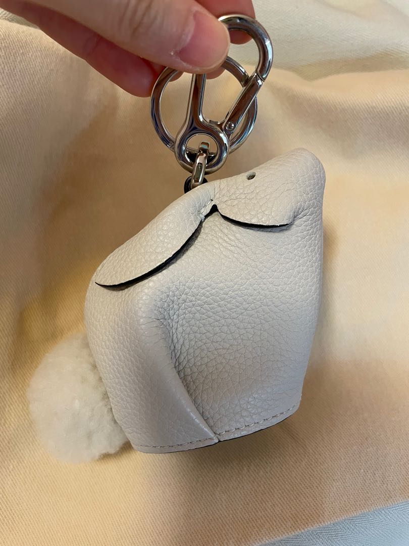 Loewe bunny clearance charm