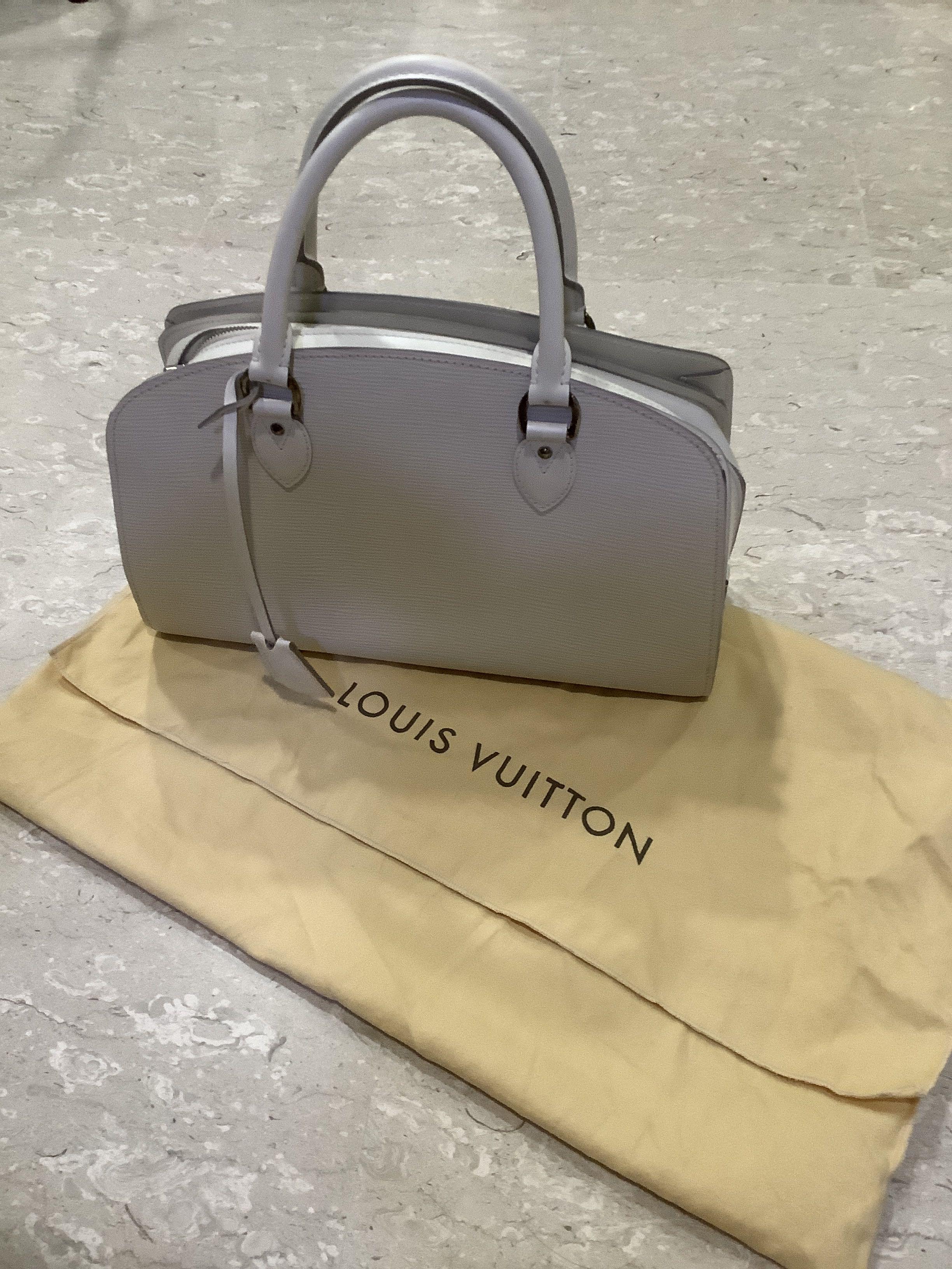 Authentic Louis vuitton White Epi leather bag Christmas Sale