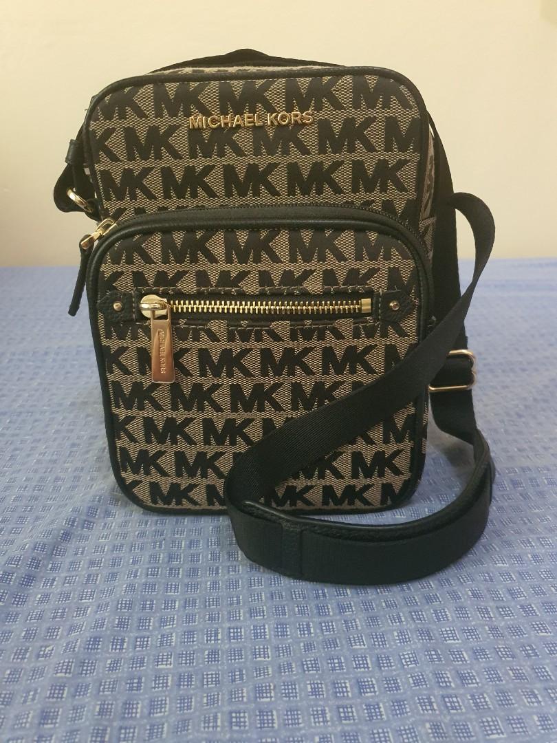 Mk bedford zip outlet flight bag
