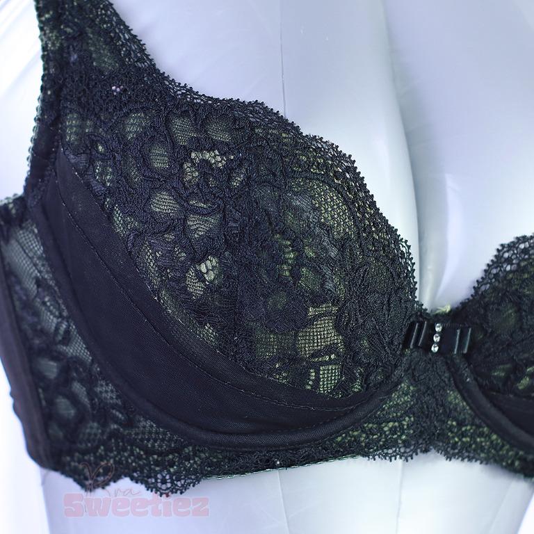 BRA SIZE 38D FRONT CLOSURE, Women's Fashion, Tops, Sleeveless on Carousell