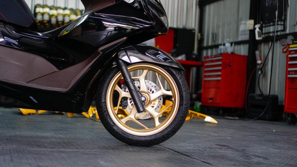 Moto Lassy Singapore Honda PCX 160 2021 Version 5 Custom Rumble Seat ...