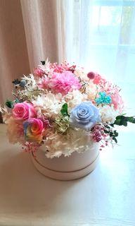 Preserved flowers in bloombox- birthday, Housewarming gift or table deco