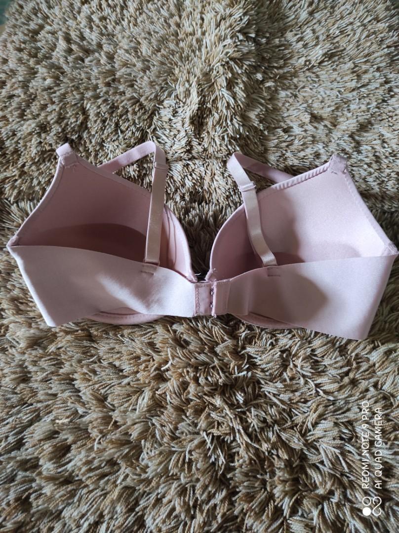 Beautiful Prima Valentina Intimates bra 34C excellent condition Pink Size  34 C - $12 - From Tiffany