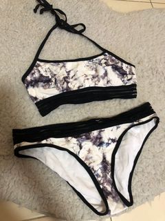 (Category: ) located in . Submitted by lovemicasa (Listing ID 1080468293, Image 1). Description: .