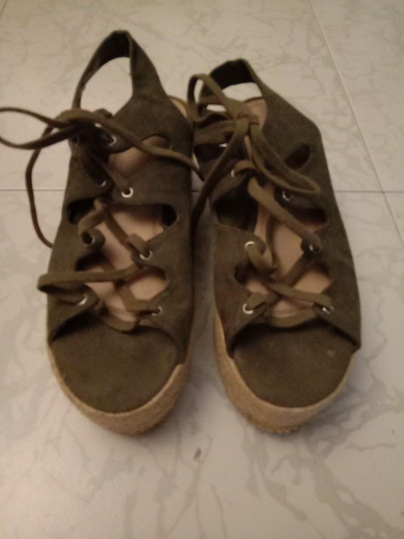 Pull Bear Green Wedges Women s Fashion Footwear Flipflops and Slides on Carousell