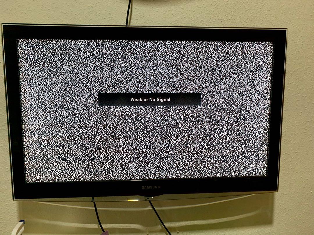 Samsung old tv, TV & Home Appliances, TV & Entertainment, TV on Carousell