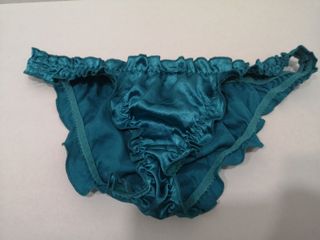 (Category: ) located in . Submitted by lilsecrets (Listing ID 1080442977, Image 1). Description: .