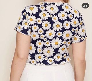 (Category: ) located in . Submitted by walkingwardrobe (Listing ID 1080491009, Image 1). Description: .