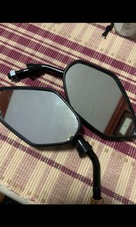 (Category: ) located in . Submitted by super400 (Listing ID 1080540596, Image 1). Description: .
