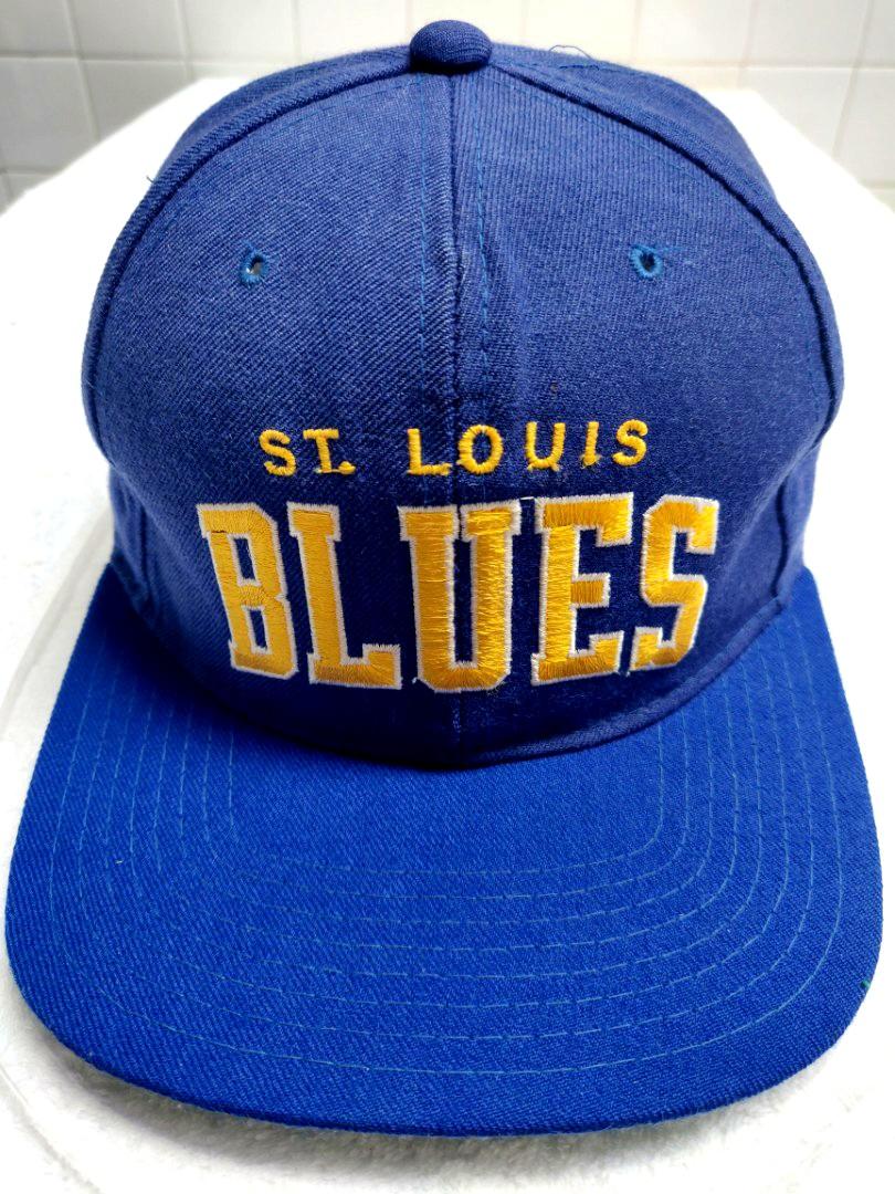 St. Louis Blues cap, Men's Fashion, Watches & Accessories, Cap & Hats on  Carousell