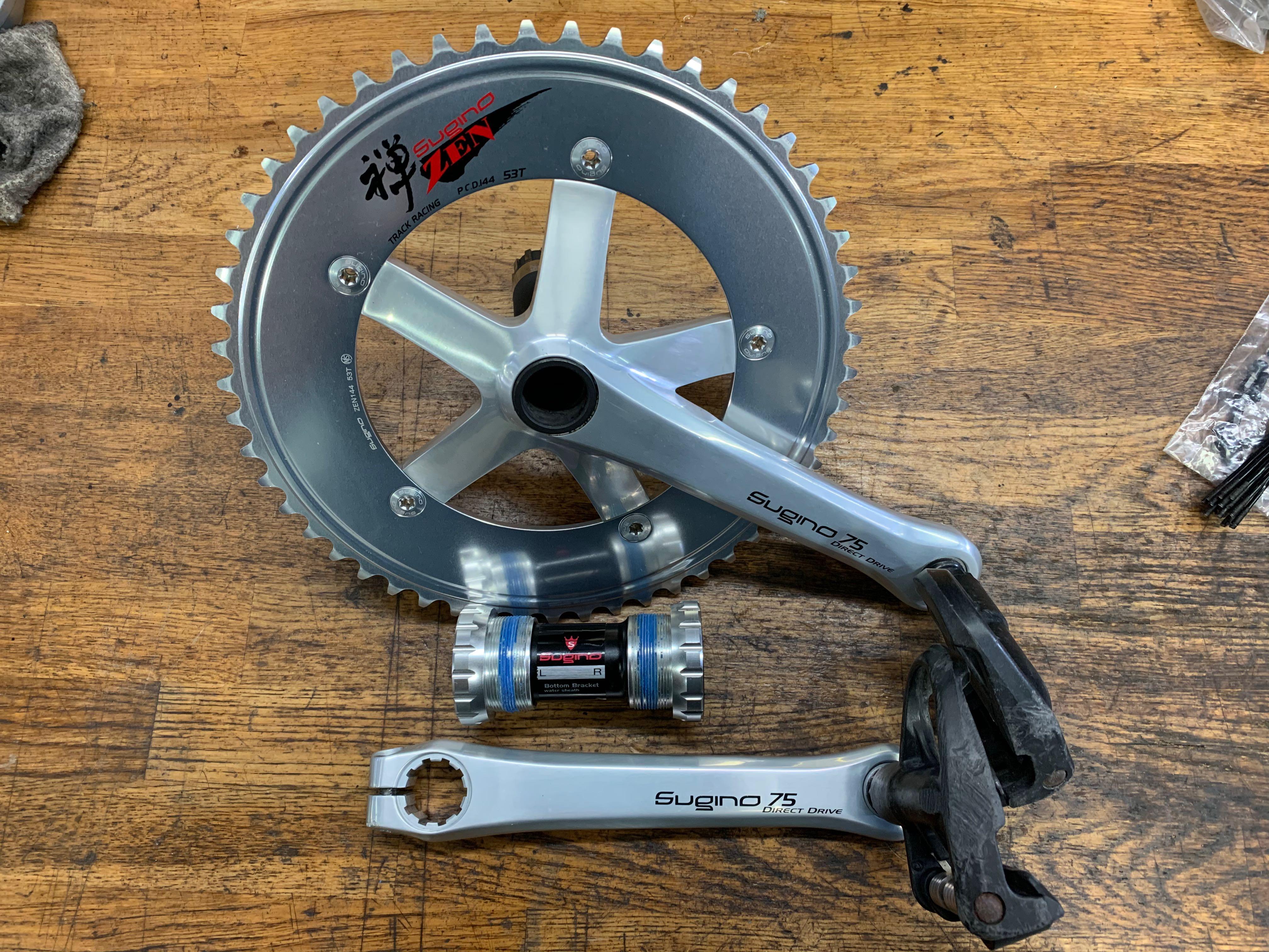 ゴールド Sugino (スギノ) FIXIE 75 19T ダークブルー スプロケット