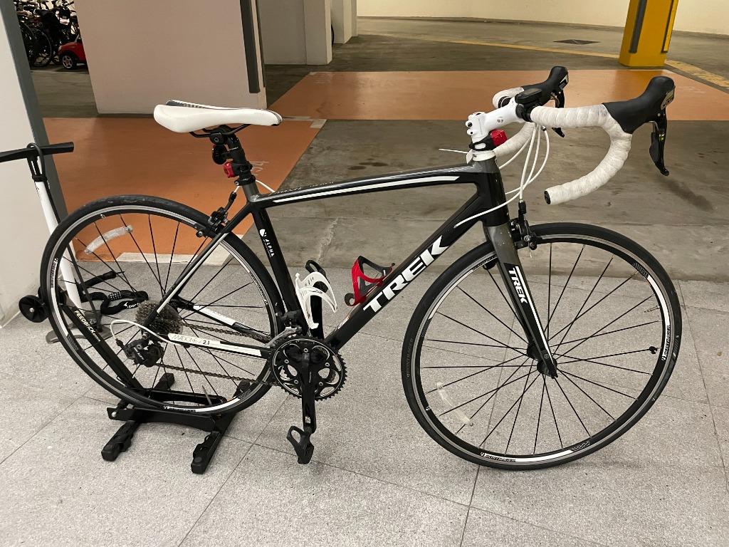 Trek madone sales 2.1 shimano 105