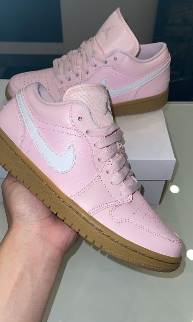 Air jordan 1 best sale low pink gum