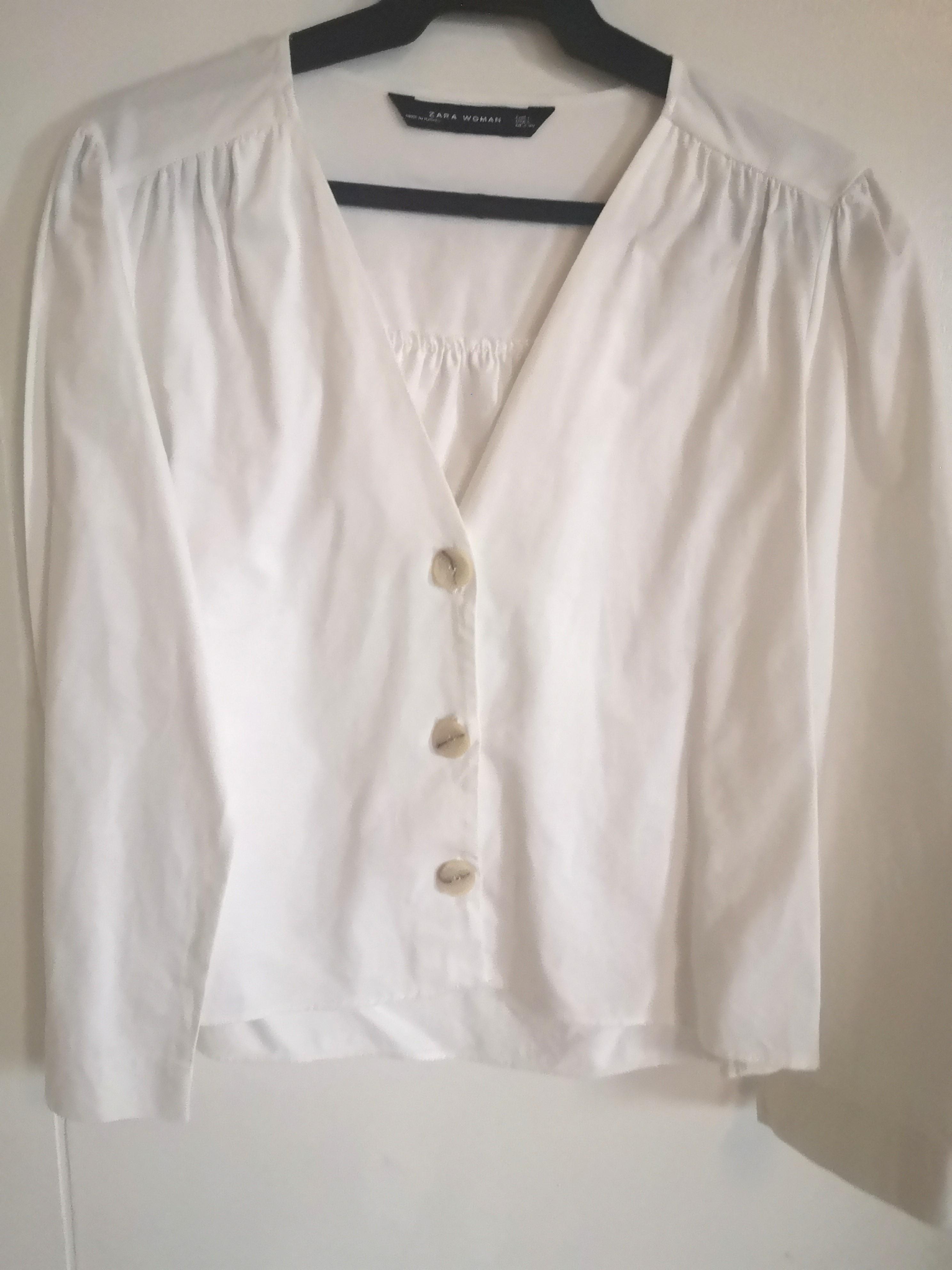 Tops, Blouses on Carousell