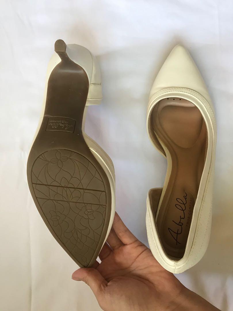 abella true comfort pumps