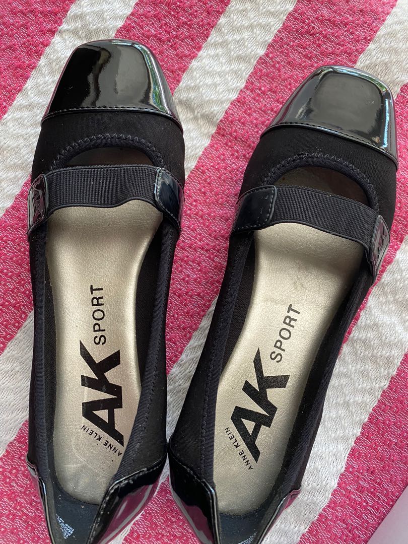 Anne Klein Sport Flats, Black, Size 5, Women's Fashion, Footwear, Flats &  Sandals on Carousell