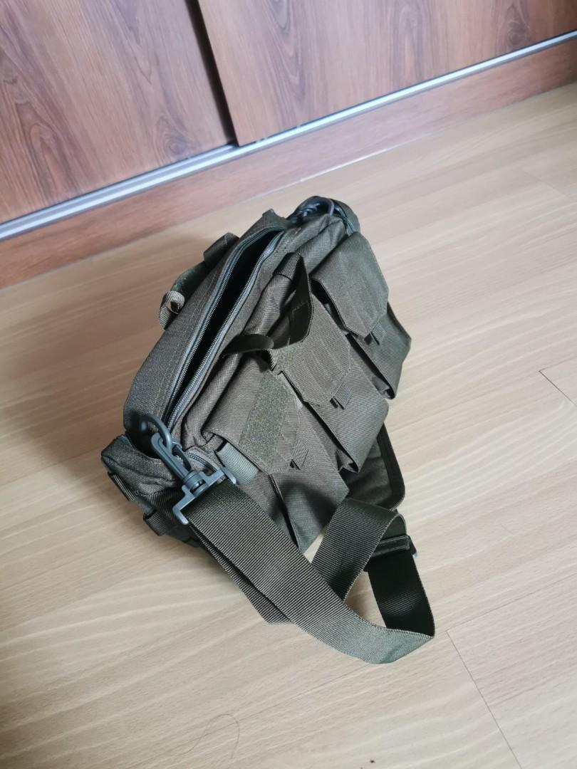 Soe store sling bag