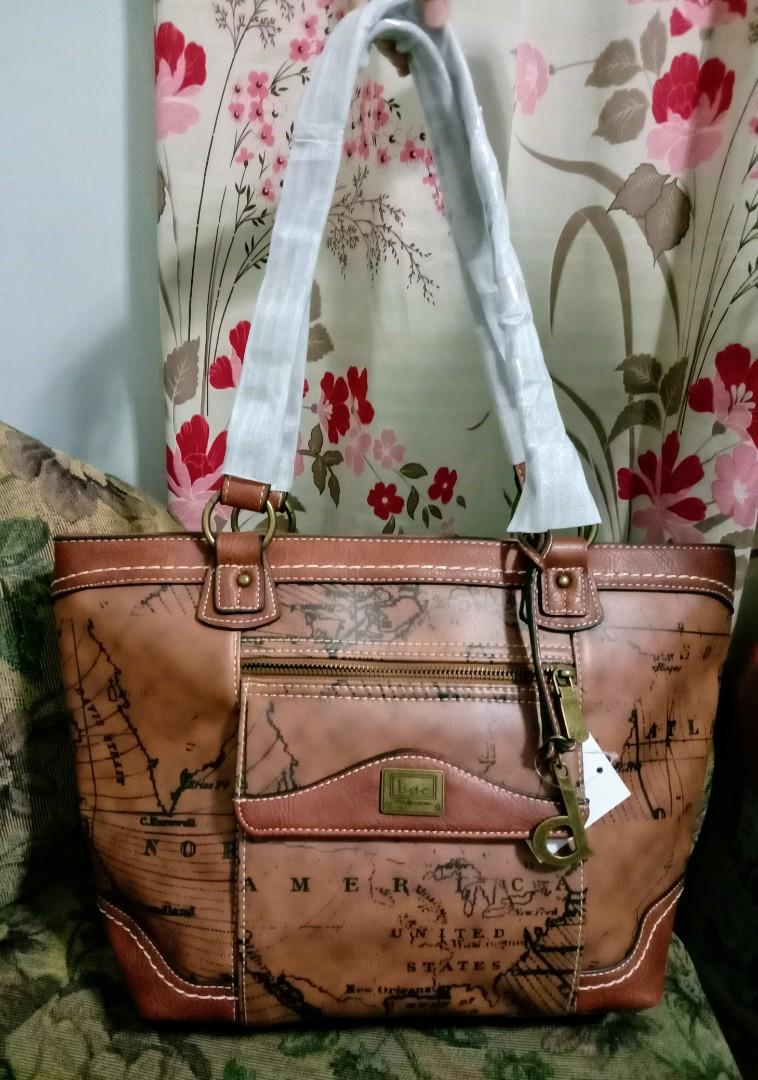 Born shop leather purse