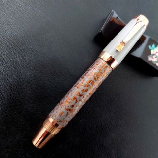 （分類：）位於 。 由 bakasac 提交（商品編號 1084940199，圖片 1）。簡介： 。