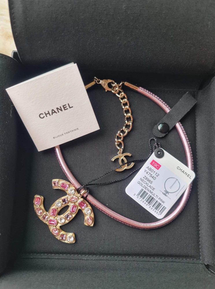 Chanel choker top 2019