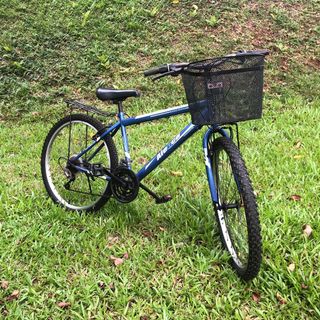 (Category: ) located in . Submitted by ceciltan (Listing ID 1084925459, Image 1). Description: .