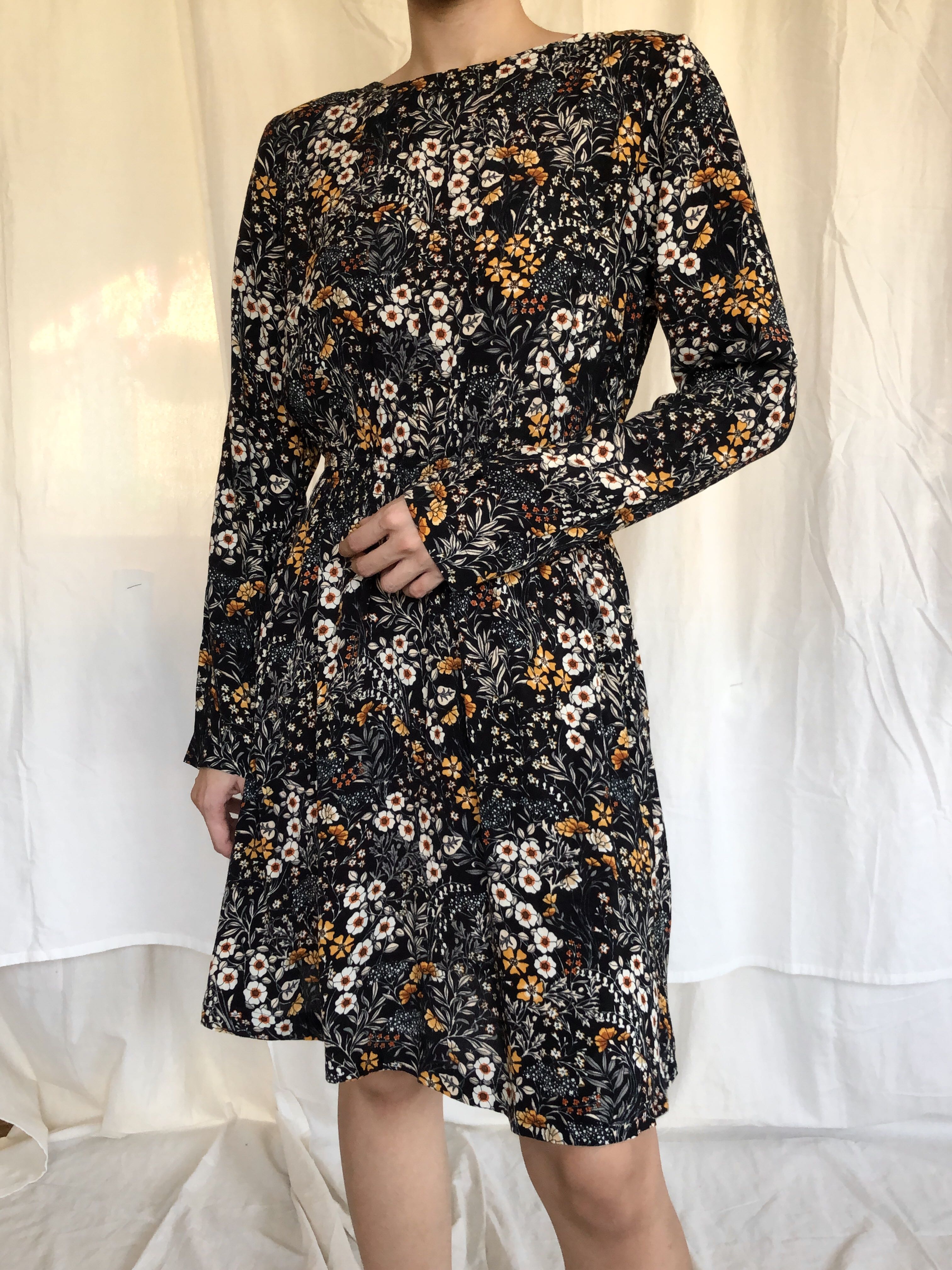 H\u0026M black floral dress with garterized 