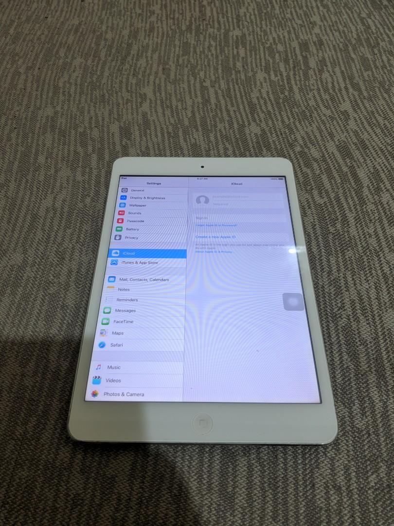 iPad Mini 1 16gb Wifi (Category: iPad) located in Cavite. Submitted by jmy826 (Listing ID 1084904084, Image 3). Description: 3,400.0php iPad Mini 1st Offering, Apple brand 16gb in White Bezel Smooth pa po, walang dents Sign in your Apple ID. Inclusions: Cable Gadget stand sturdy at pocketable. Sorry walang case mas ok kasi kung kayu bibili para mas personal😉 Pm po sa interested. ThankÜ Imus, Las Piñas, Manila, Bacoor, Dasma, Tagaytay, Laguna, Al