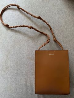 （分類：）位於 。 由 soniasy 提交（商品編號 1084962582，圖片 1）。簡介： 。