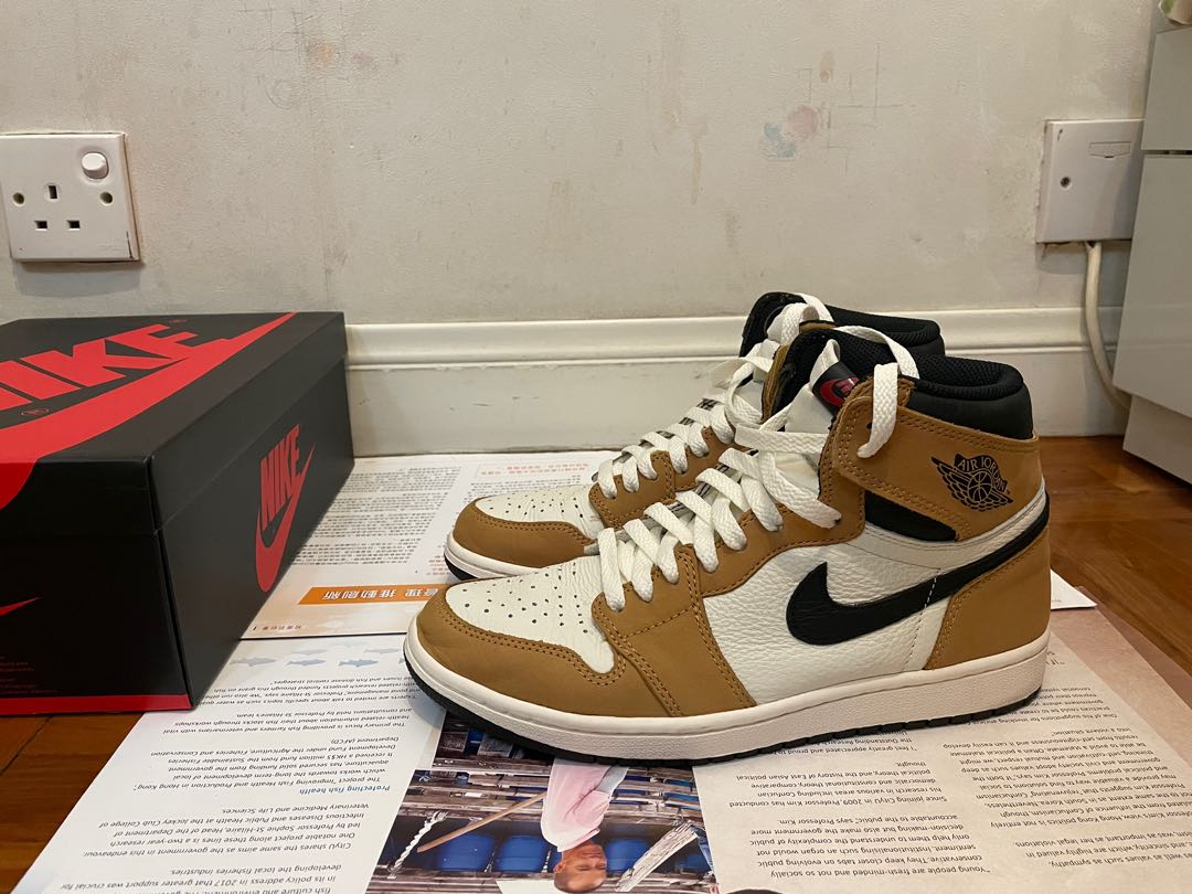 rookie of the year aj1