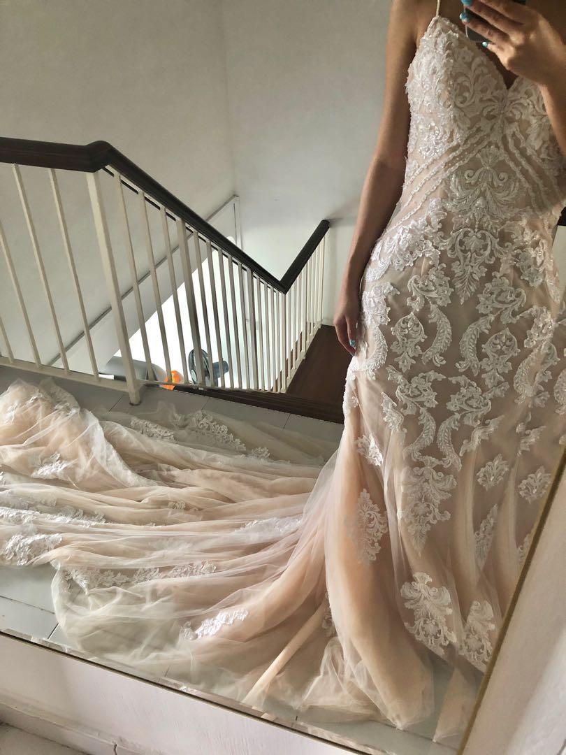 Wedding gown online warehouse sale