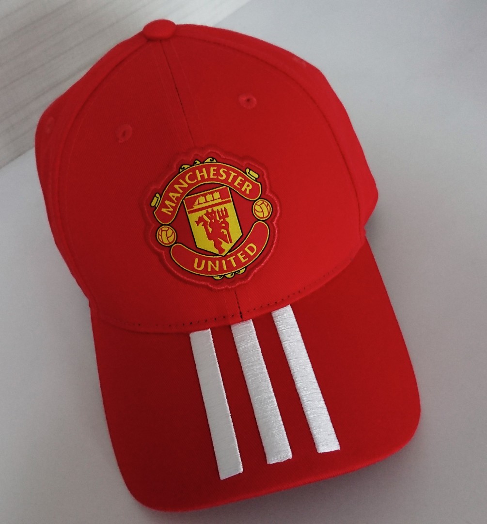 Manchester United Cap, Sports Equipment, Sports & Games, Water Sports