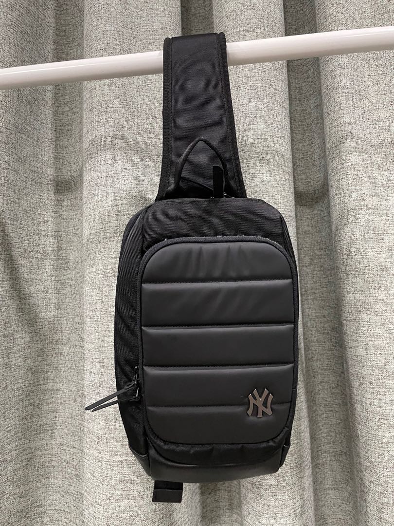 New york shop yankees sling bag