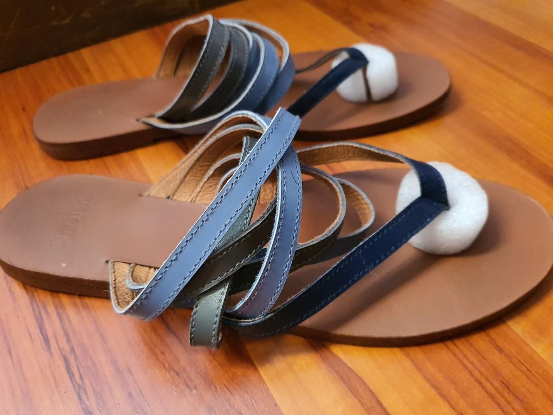 Ni QUA leather strappy sandals Size 8 (Category: Flats & Sandals) located in Pasig City. Submitted by sayonalang (Listing ID 1085019388, Image 2). Description: Ni QUA leather strappy sandals (Lembo in 3-tone Blue) Size 8 (fits 7 to 7.5) Selling for PHP700 Bought for original price PHP1,750 Used once.