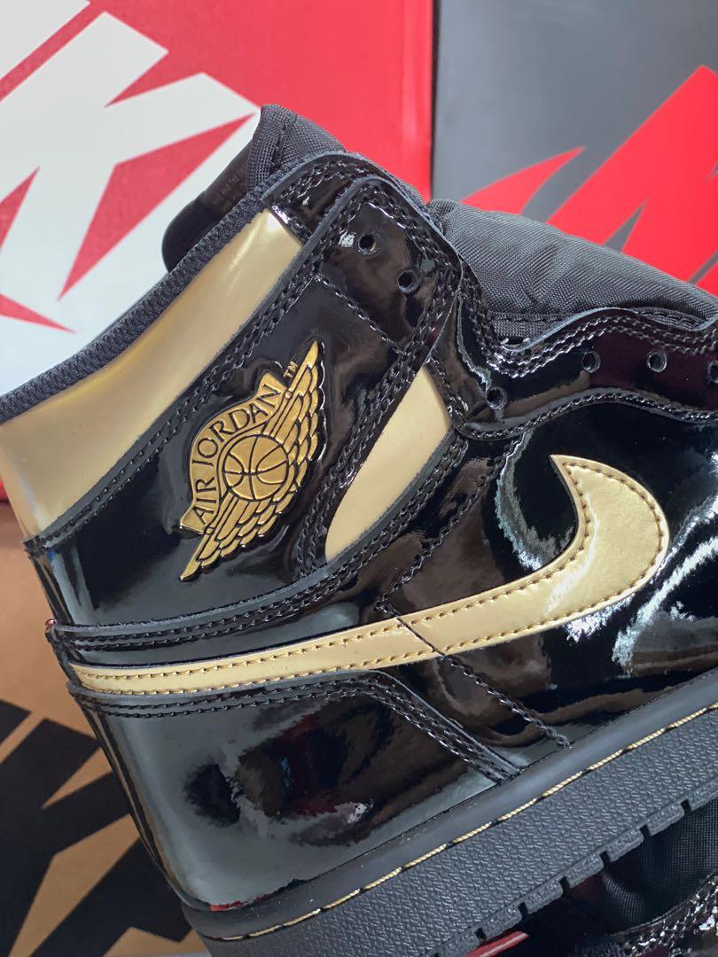 Air jordan 1 sale retro gold and black