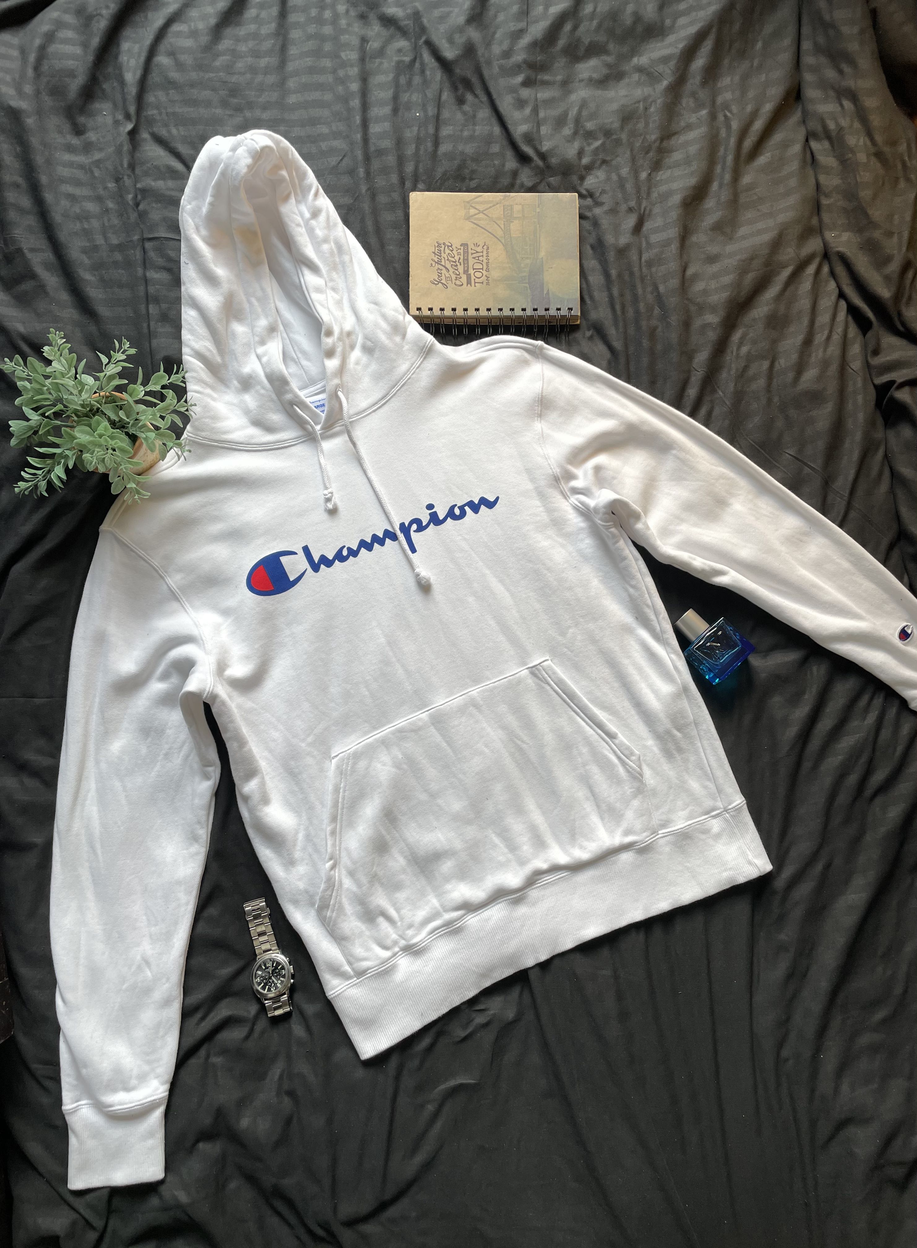 Drivkraft Sober At give tilladelse Authentic white champion hoodie, Men's Fashion, Coats, Jackets and  Outerwear on Carousell