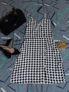 Patterned black and white string dress