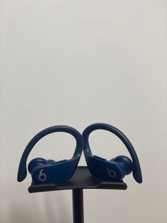 （分類：）位於 。 由 thriftingaround 提交（商品編號 1085099923，圖片 1）。簡介： 。