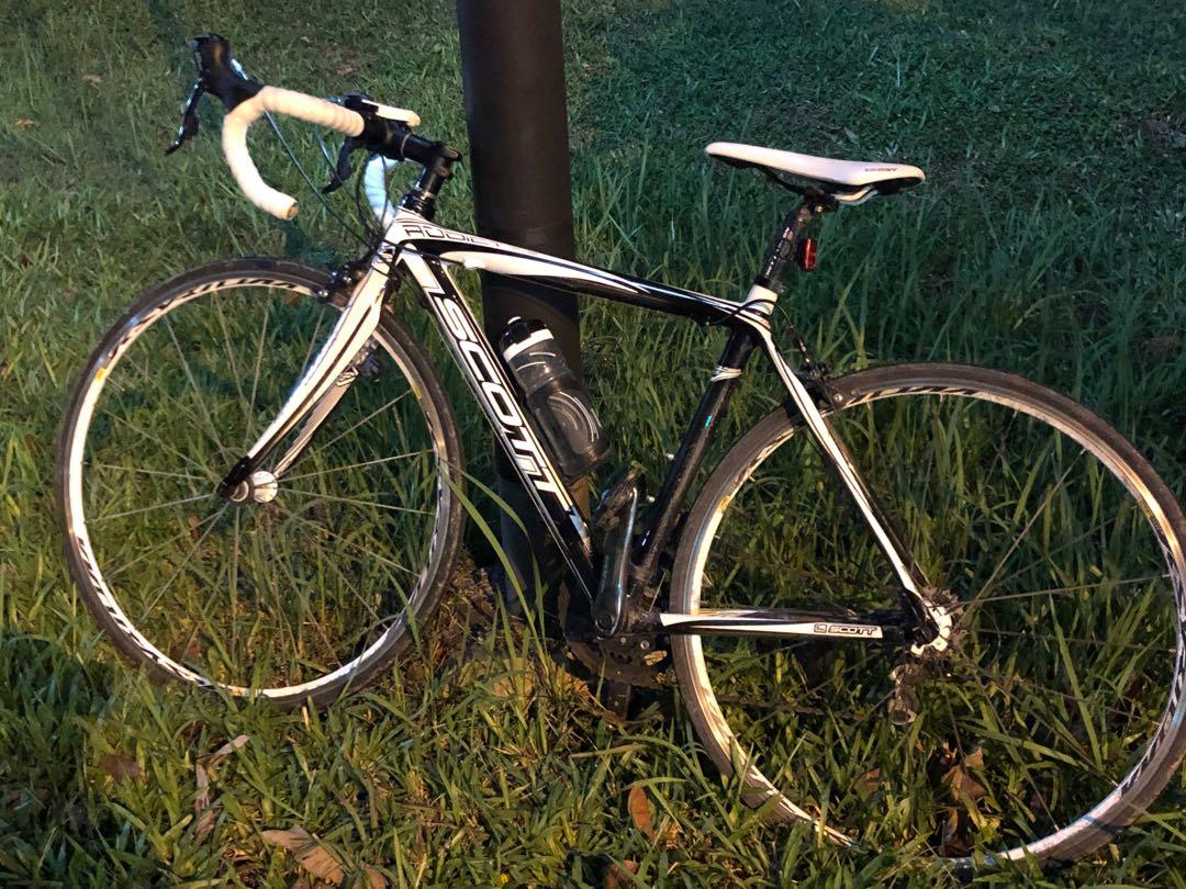 Scott addict hot sale r3 price