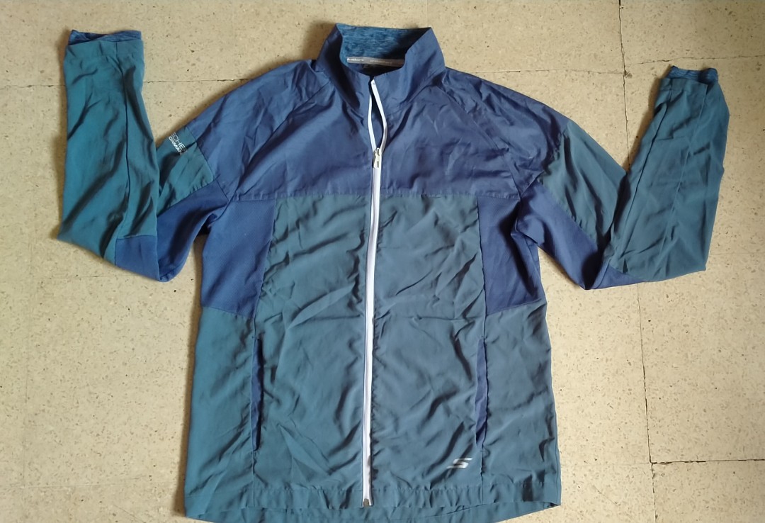 Skechers running sales jacket