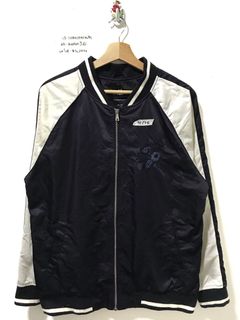 (Category: ) located in . Submitted by zs_store (Listing ID 1084993398, Image 1). Description: .