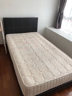 (Category: ) located in . Submitted by fongwee (Listing ID 1085014471, Image 1). Description: .