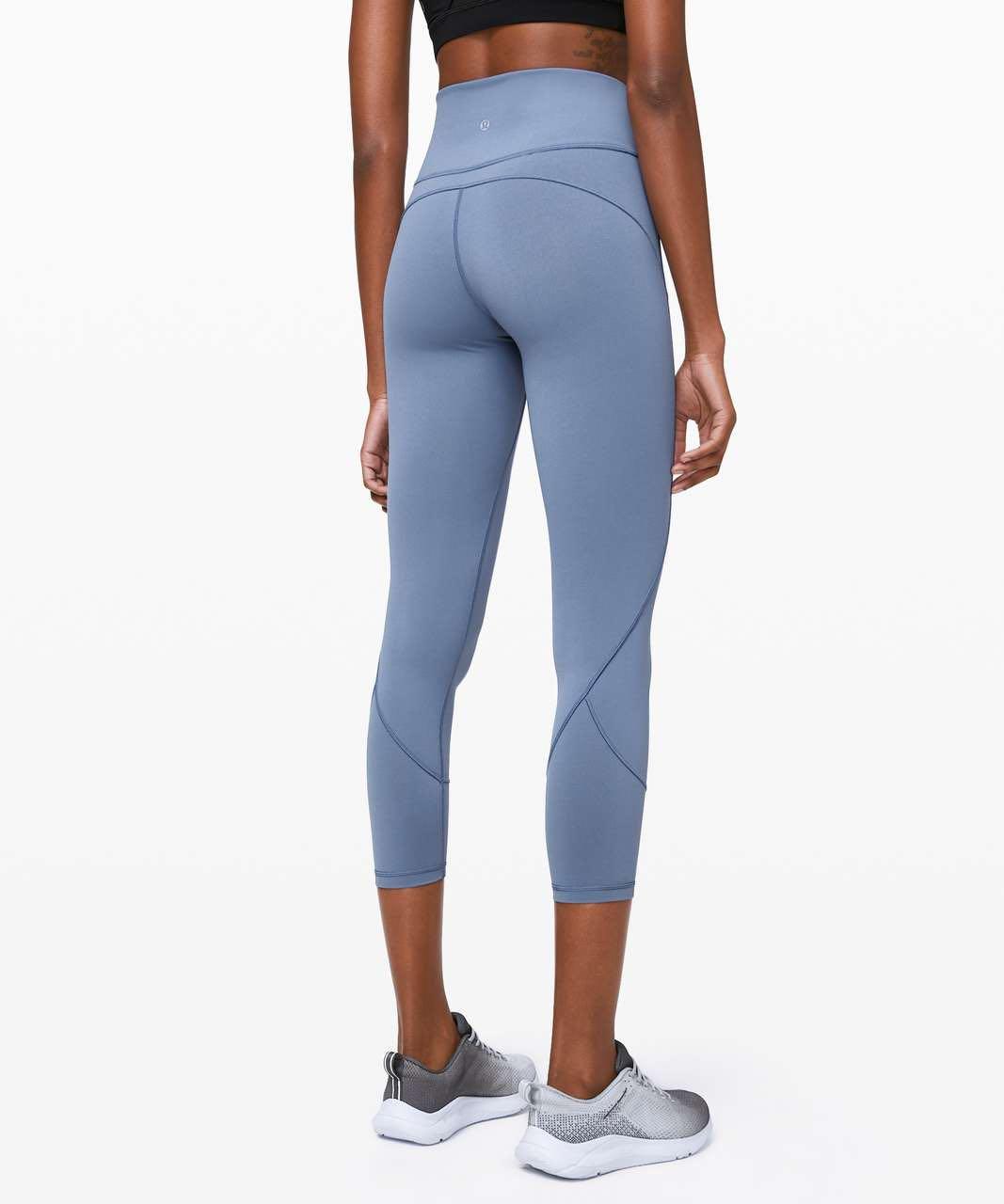 TRADE: Lululemon In Movement Tight 25 - Oasis Blue size 4