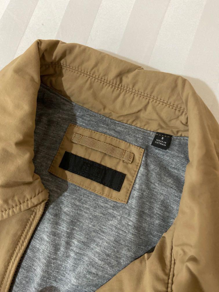 uniqlo khaki jacket
